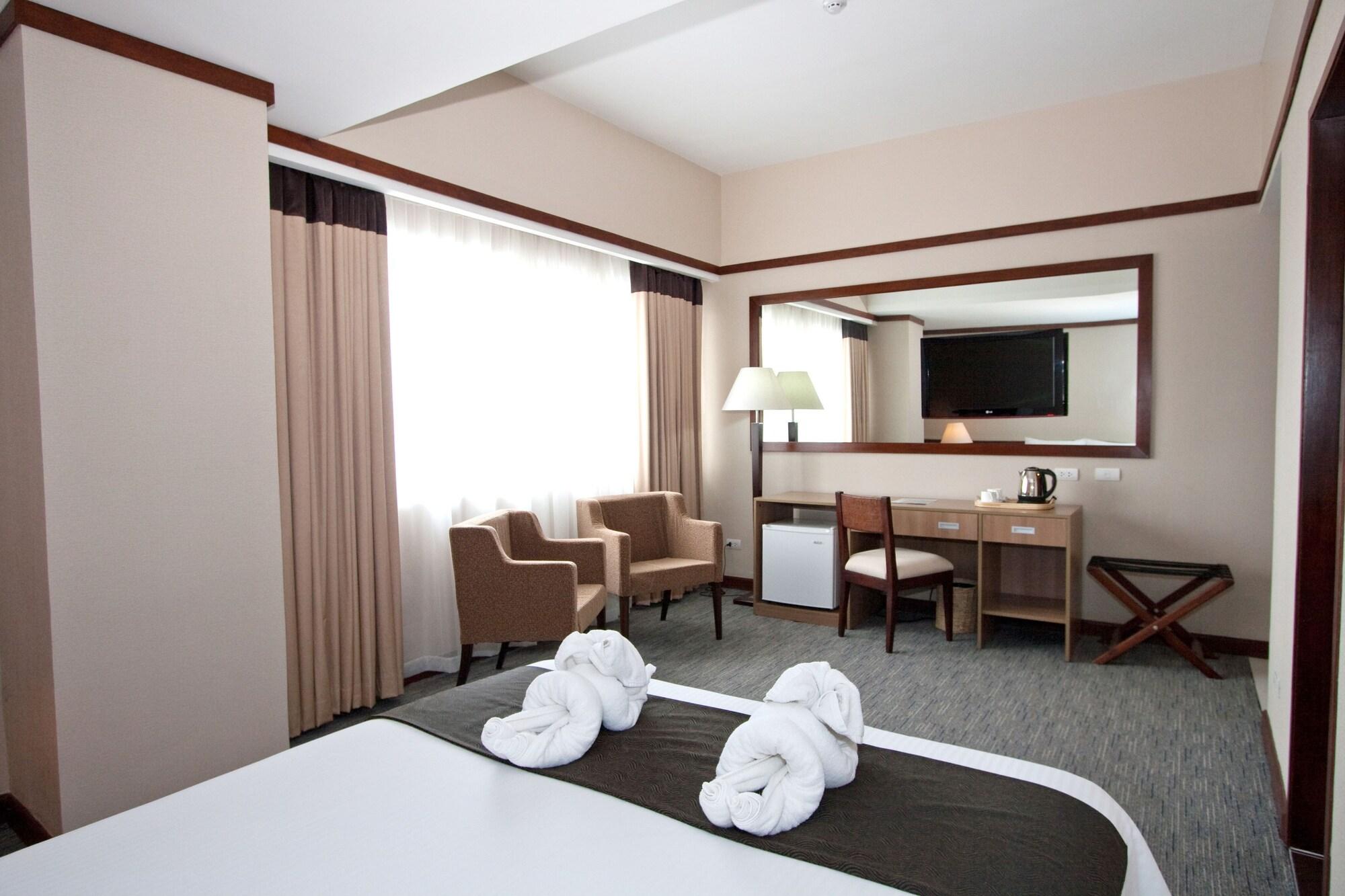 Dohera Hotel Cebu Exterior photo